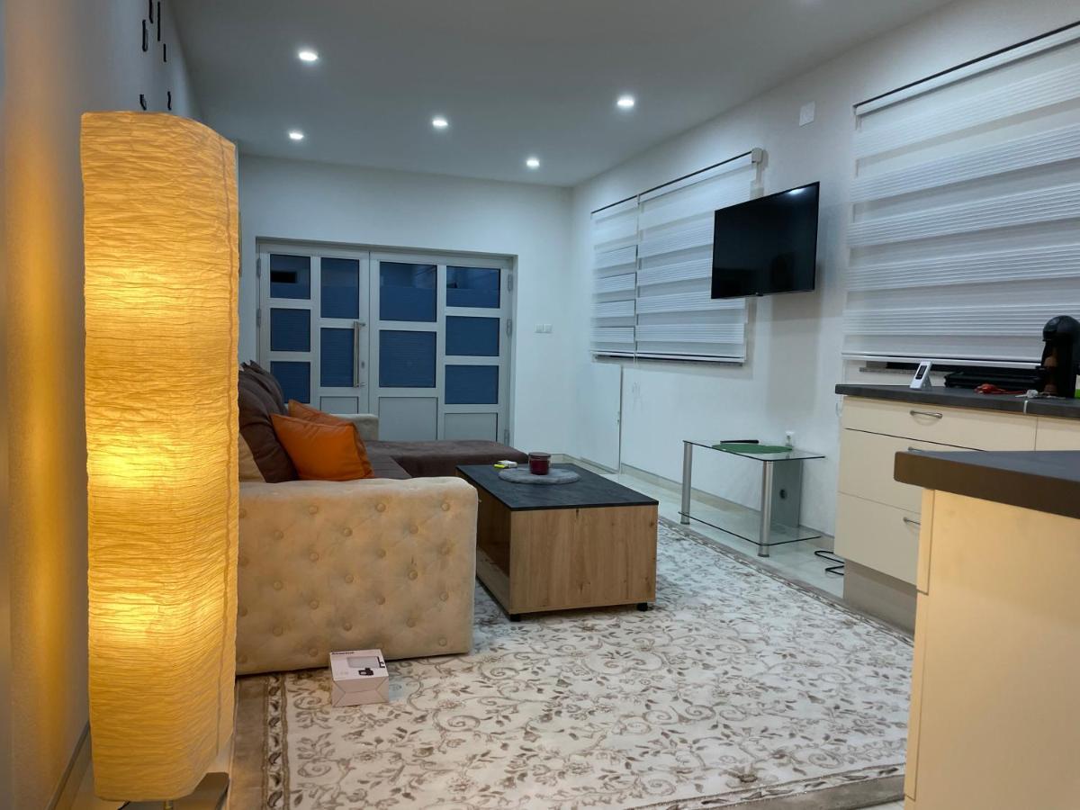 Apartman Cuprija Cazin Exteriér fotografie